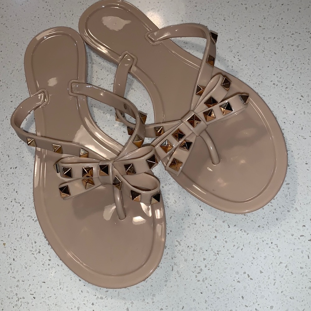 Jelly flip-flop sandal - peach/nude and gold